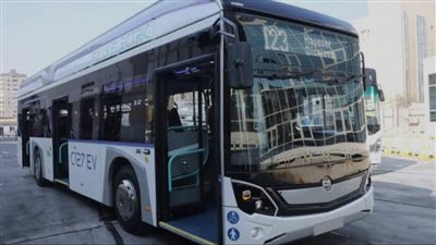 رئيس الوزراء ووزير النقل يتفقدان التشغيل التجريبي للمرحلة الأولى من الأتوبيس الترددي