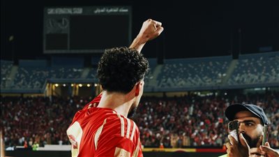 صراع مشتعل على اللقب.. الأهلي يتفوق بنقاط الحسم وبيراميدز يترقّب الفرصة الأخيرة