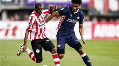 أيندهوفن ينتزع الصدارة من أياكس ويتوج بلقب الدوري الهولندي للمرة الـ26 في تاريخه