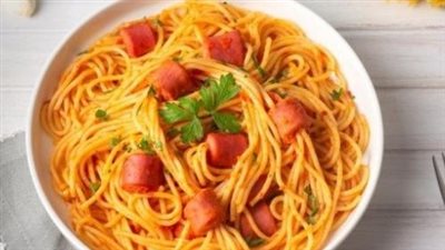 مكرونة سهلة بالسجق