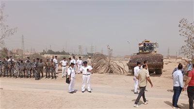 إزالة التعديات الواقعة على مساحة 507 أفدنة ببنى سويف والفشن الجديدتين