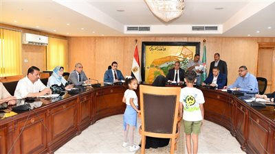 محافظ الفيوم يعقد اللقاء الدوري لخدمة المواطنين 