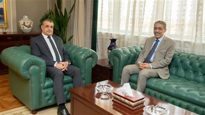 وزير الإنتاج الحربي يستقبل رئيس الهيئة العامة للاستعلامات