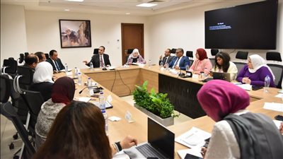 نائب وزير الصحة يتابع ميكنة خدمات الغسيل الكلوي ومشروع الرعايات والحضانات