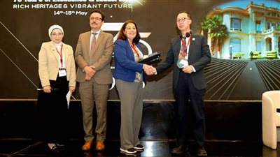 جامعة الإسكندرية تفوز بالمركز الأول فى مسابقة التميز في الشهادات التدريبية Micro-certification