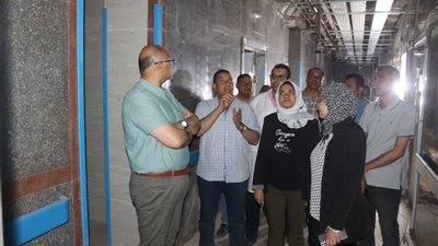 محافظ القليوبية يتفقد أعمال تطوير مستشفى النيل 