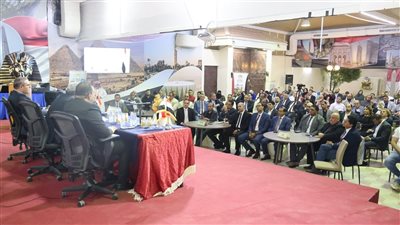 مكتب التمثيل العمالي بالرياض يشارك في لقاء لتوعية الجالية المصرية بحقوقها وواجباتها 