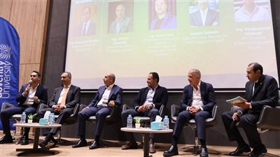 فرع جامعة كوفنتري بالقاهرة يطلق النسخة الثالثة من معرض كلية الهندسة