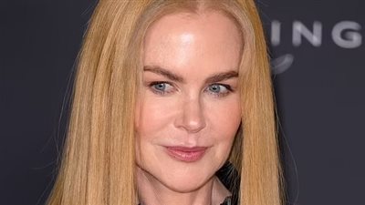 نيكول كيدمان تثير الجدل في كان بعد تسريحة شعرها الصادمة