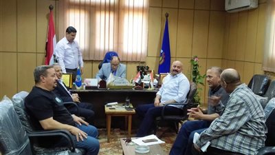 زراعة البحيرة تبحث مع البيئة كيفية القضاء على ظاهرة حرق المخلفات