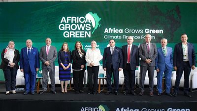 وزيرة البيئة تدعو للعمل المشترك لتنفيذ مشروعات خضراء قابلة للتطوير محليا وأفريقيا