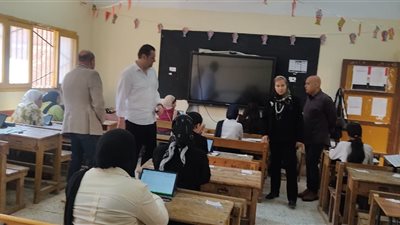 وكيل تعليم الدقهلية يتابع انتظام سير امتحانات النقل 