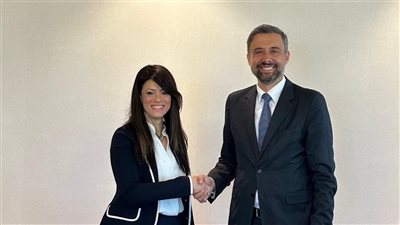 المشاط تتابع مع رئيس “إيفاد” جهود تحقيق التنمية الزراعية والريفية ودعم الأمن الغذائي