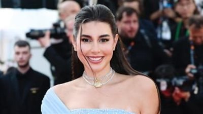 شرطة الموضة تتغزل في ذوق ياسمين صبري بمهرجان كان 