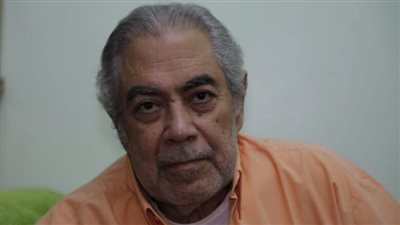 صبري عبدالمنعم يتعرض لموقف صادم مع مخرج مشهور أثناء إصابته بالسرطان