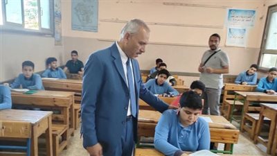 استقرار وهدوء في لجان امتحانات النقل بالشرقية