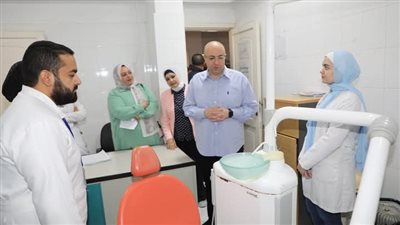 محافظ بني سويف يزور قرية نعيم ويوجه بحل مشاكل الأهالي