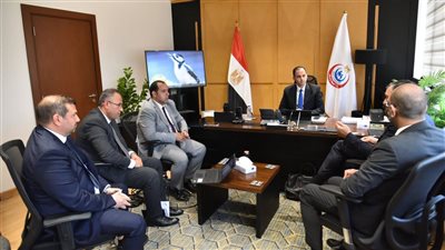 نائب وزير الصحة يبحث مع مسئولي شركة HP التعاون في تطوير البنية المعلوماتية 