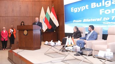 الوزير يستعرض خطط تحويل مصر لمركز إقليمي في الصناعة والنقل واللوجستيات وتجارة الترانزيت