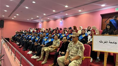 جامعة الغردقة تشارك فى الندوة التثقفية بجامعة السويس