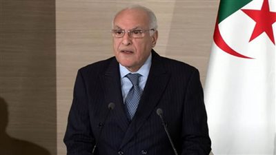 قمة بغداد 2025.. وزير خارجية الجزائر القضية الفلسطينية تشهد مخططات تصفية وسط إصرار الاحتلال الإسرائيلي