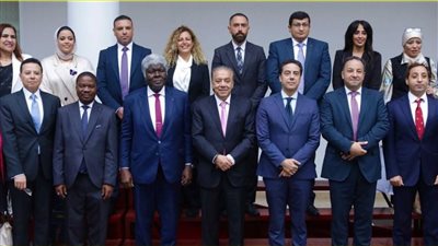 لقاء بعثة التجارية لاتحاد الصناعات المصرية في كوت ديفوار مع رئيس الوزراء الايفوارى