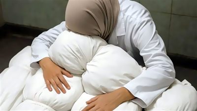 أم بحجم أمة .. «آلاء» طبيبة الأطفال تستقبل فلذات كبدها التسعة شهداء