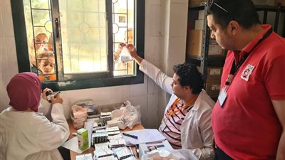 الكشف علي 680 مواطن بقافلة طبية مجانية بقرية العروبة في البحيرة