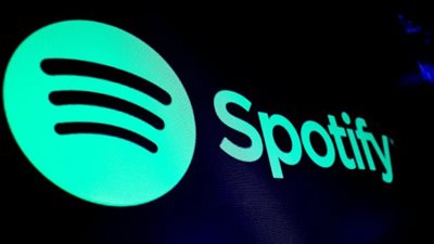 Spotify يتيح شراء الكتب الصوتية على iOS