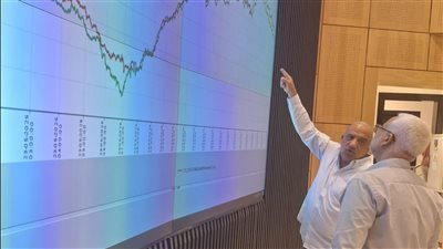 وزير الكهرباء يتابع معدلات الزيادة في الطلب على الطاقة وارتفاع الأحمال وزيادة الاستهلاك 