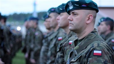 بولندا تنشر طائرات مقاتلة لتأمين مجالها الجوي إثر هجوم روسي ضخم على أوكرانيا