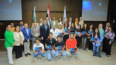 حفل تكريم فريق عمل كلية التجارة المشارك في مبادرة  Learning Buddy