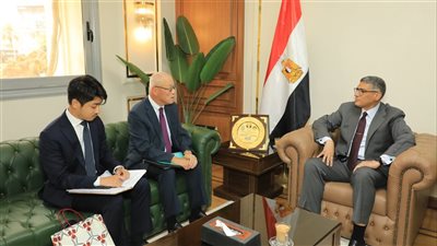 محافظ الجيزة يلتقي سفير اليابان لبحث أوجه التعاون الثنائي