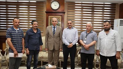 محافظ المنيا يلتقي شباب الخريجين لبحث شكواهم بمشروع الظهير الصحراوي 