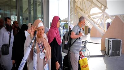 وصول 8570 حاجا للمدينة المنورة من بعثة القرعة
