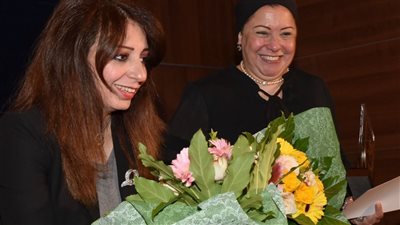 رانيا يحيى تكرّم صفية القبانى بالأكاديمية المصرية للفنون بروما