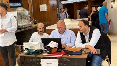 بالصور جهود كبيرة من أعضاء بعثة الوزارة والغرفة للعمل على راحة الحجاج  