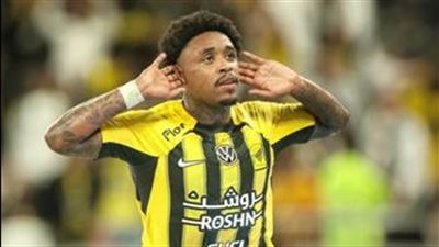الاتحاد يختتم موسم التتويج بانتصار على ضمك بهدف بيرجوين