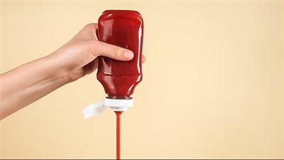  هل تضع الصلصات في الثلاجة؟ خبراء يحسمون الجدل حول مكان الكاتشب وباقي الصوصات