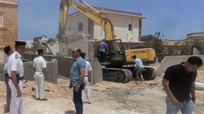 الإسكان: تنفيذ حملات إزالة لتعديات ومخالفات بناء بالساحل الشمالي الغربي