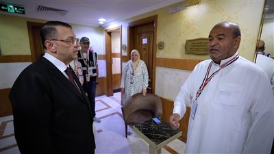الرئيس التنفيذي لبعثة الحج المصرية يتفقد أحوال حجاج القرعة بفنادق الاقامة