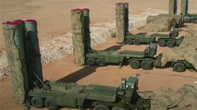  الجيش الجزائري ينفذ مناورات بالذخيرة الحية 