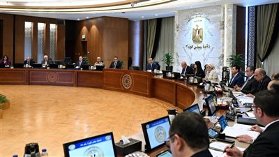 وزير الاستثمار يعرض خريطة استثمارية وطنية شاملة لعشر سنوات 