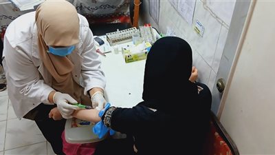  1344 مستفيد من القافلة الطبية بكفر المحمدية بالدقهلية