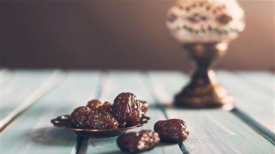 موعد أذان المغرب ثاني أيام ذي الحجة.. ودعاء الإفطار للصائمين