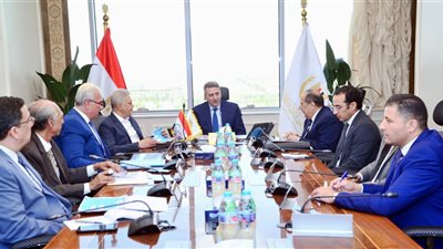 اجتماعات موسعة بالتموين  لمتابعة توافر لحوم الاضاحى 