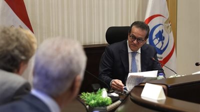 وزير الصحة: بحث التوسع بملف تدريب الأطباء وإرسال وفود لألمانيا لصقل مهاراتهم 