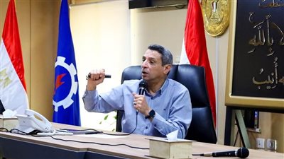 محافظ السويس يؤكد علي  العمل بروح الفريق الواحد من أجل الصالح العام