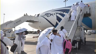 مصر للطيران تختم جسرها الجوى لنقل حجاج بيت الله الحرام إلى الأراضى المقدسة