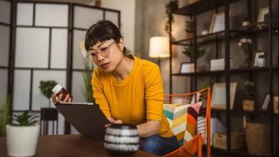 دراسة : هذا المزيج من المكملات الغذائية يخفف أعراض القولون العصبي